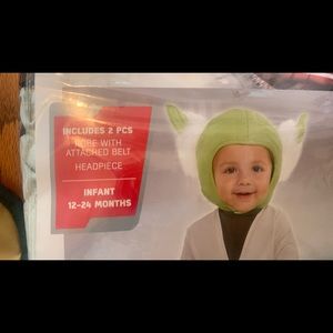 Baby Yoda costume